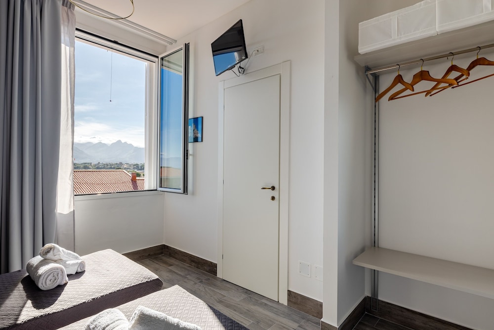 villa edera rental rooms