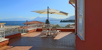 villa edera rental rooms