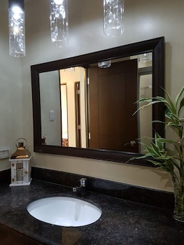 n602 outlook ridge residences