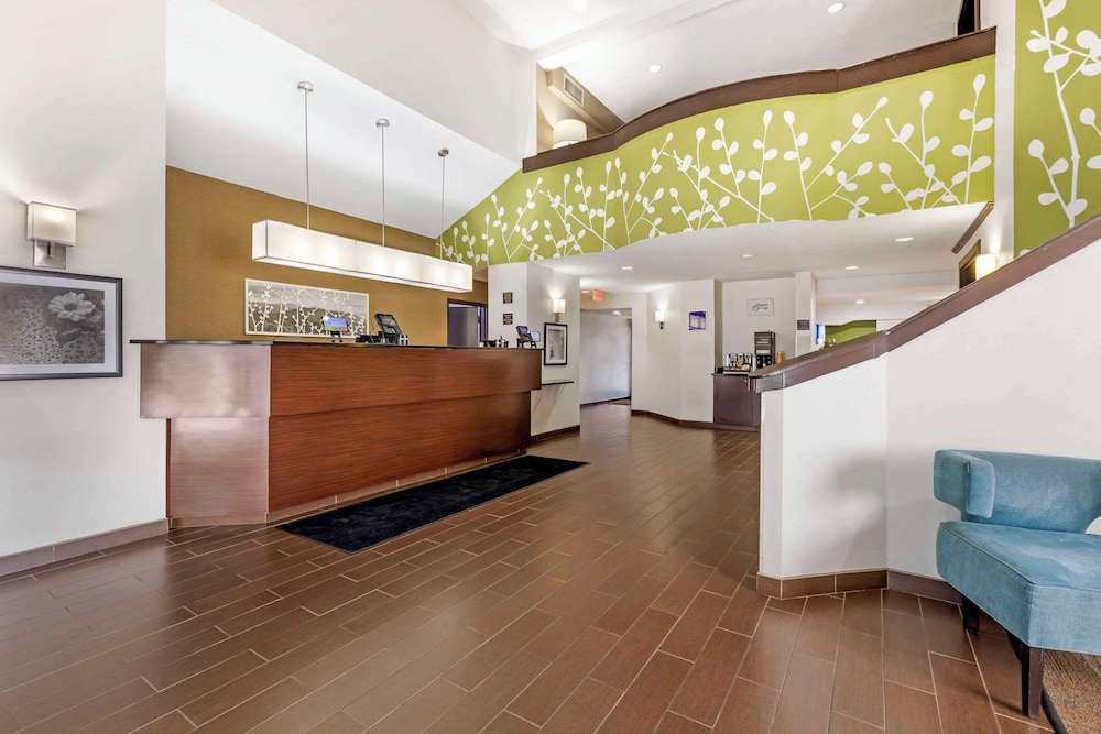 sleep inn at greenville convention cente