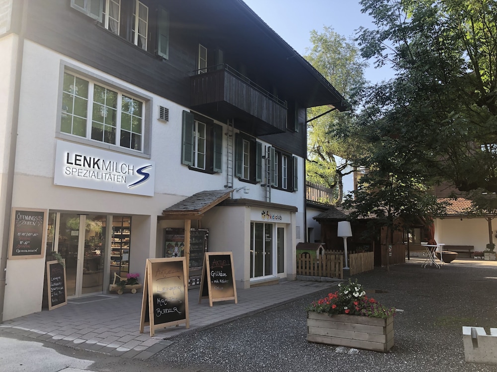 hotel krone budget