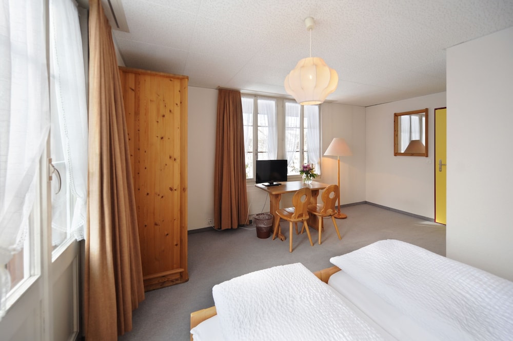 hotel krone budget