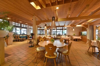 hotel krone budget