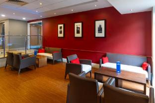 holiday inn express droitwich spa an ihg hotel