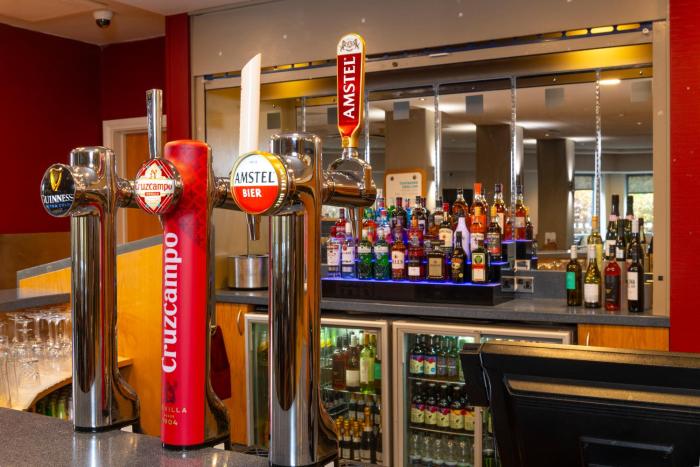 holiday inn express droitwich spa an ihg hotel