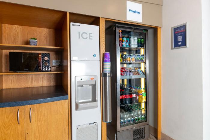 holiday inn express droitwich spa an ihg hotel