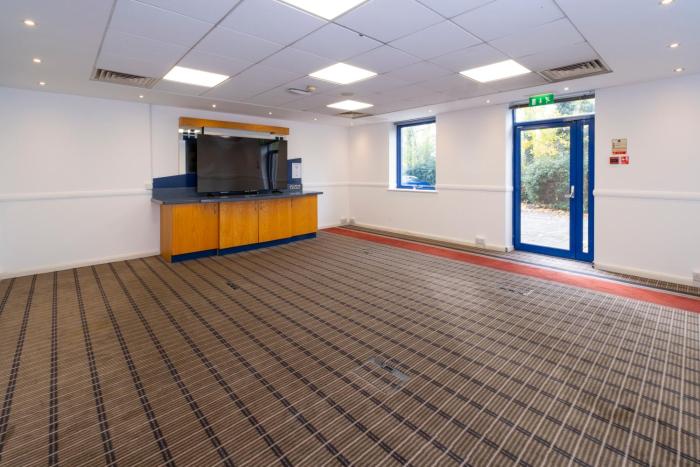 holiday inn express droitwich spa an ihg hotel