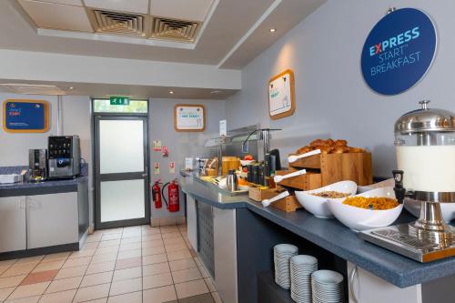 holiday inn express droitwich spa an ihg hotel