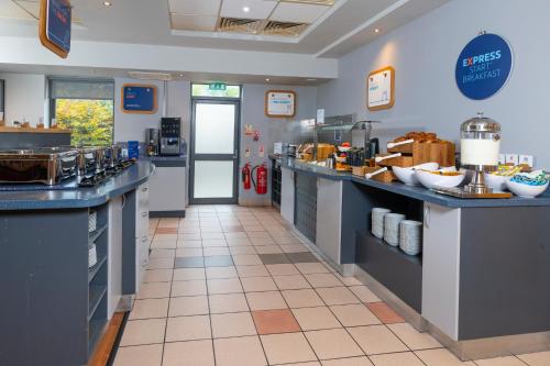 holiday inn express droitwich spa an ihg hotel
