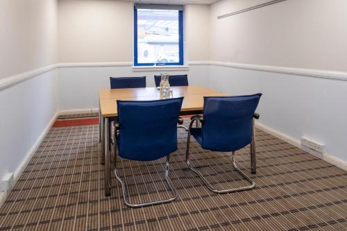 holiday inn express droitwich spa an ihg hotel