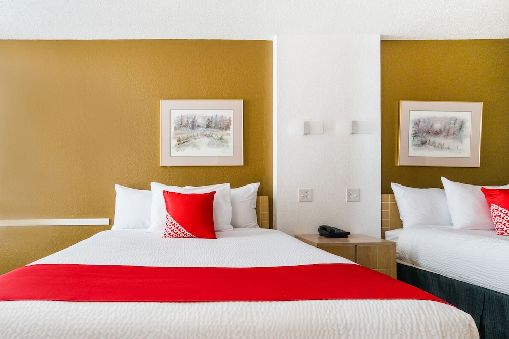 oyo hotel wichita falls downtown