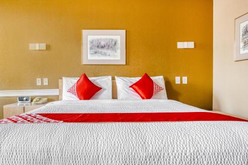 oyo hotel wichita falls downtown