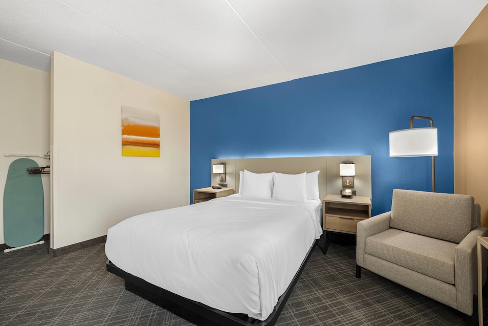 comfort inn downtown