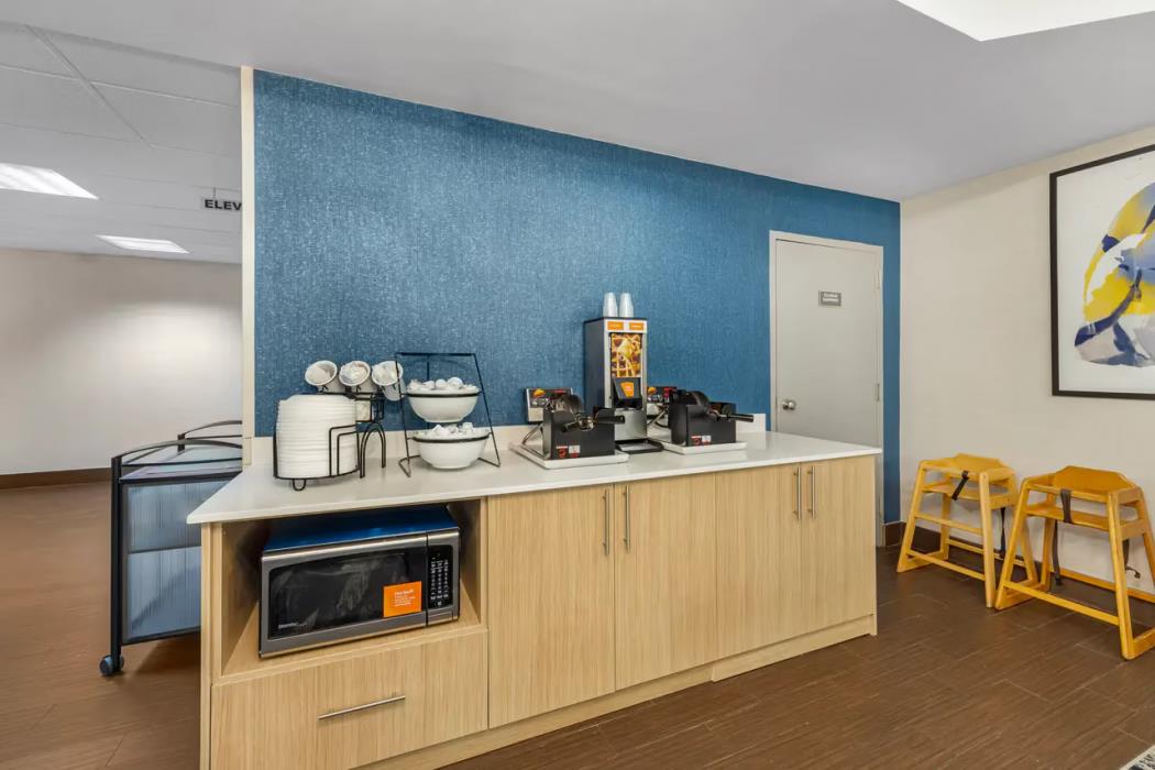 comfort inn downtown