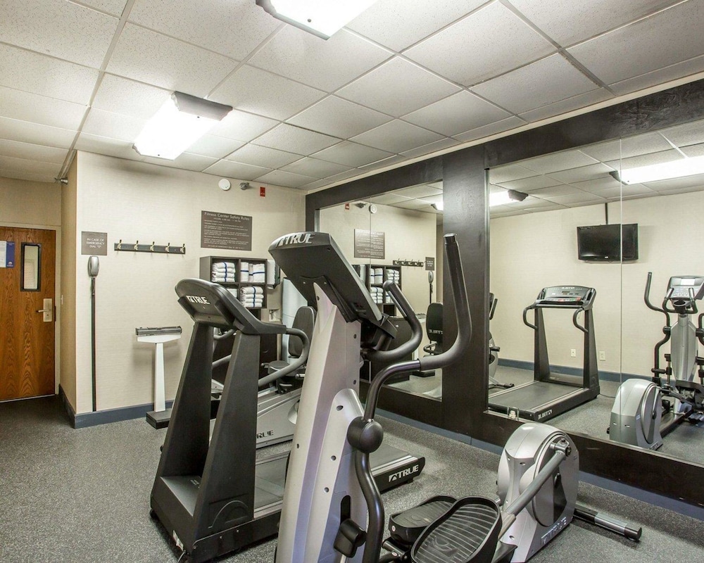 comfort inn downtown