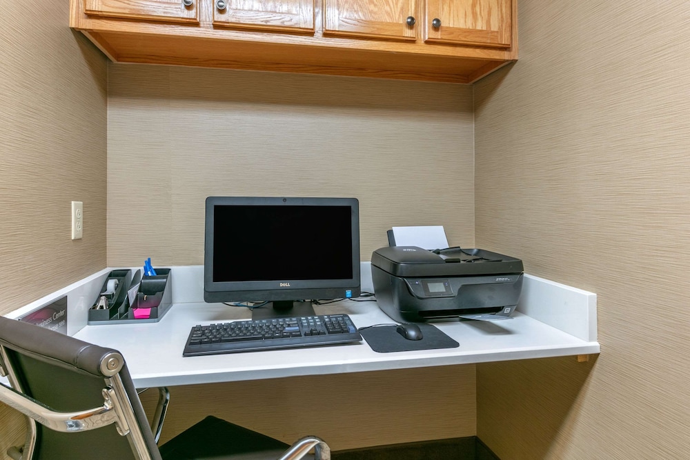 comfort inn downtown