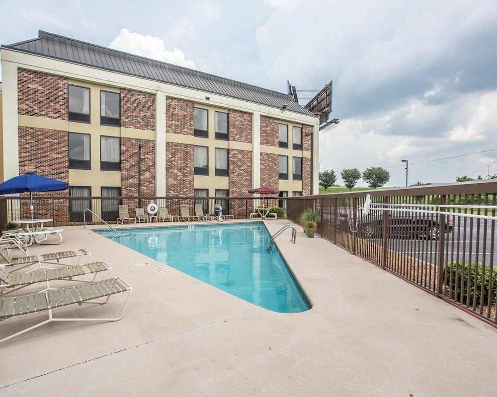comfort inn downtown