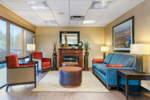 comfort inn downtown