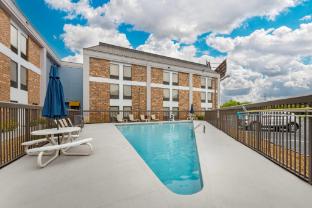 comfort inn downtown