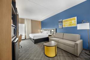comfort inn downtown