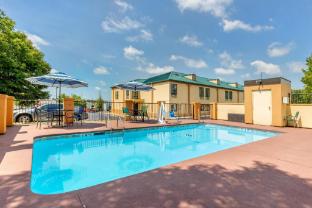 quality inn auburn campus area i 85