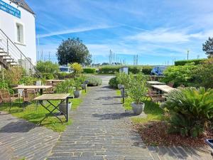 hotel the originals restaurant les ormes