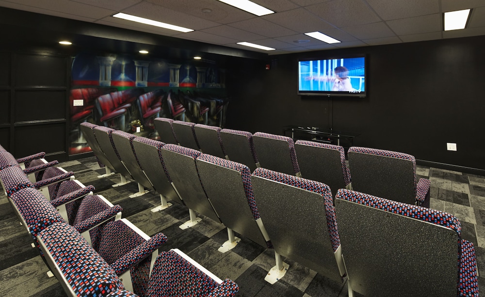 residence and conference centre hamilton