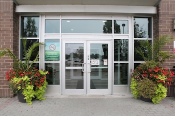 residence and conference centre hamilton