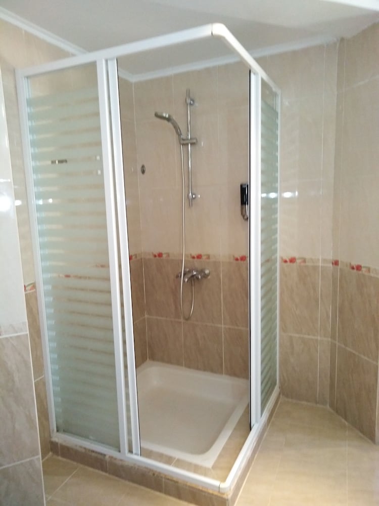 rohanou beach resort