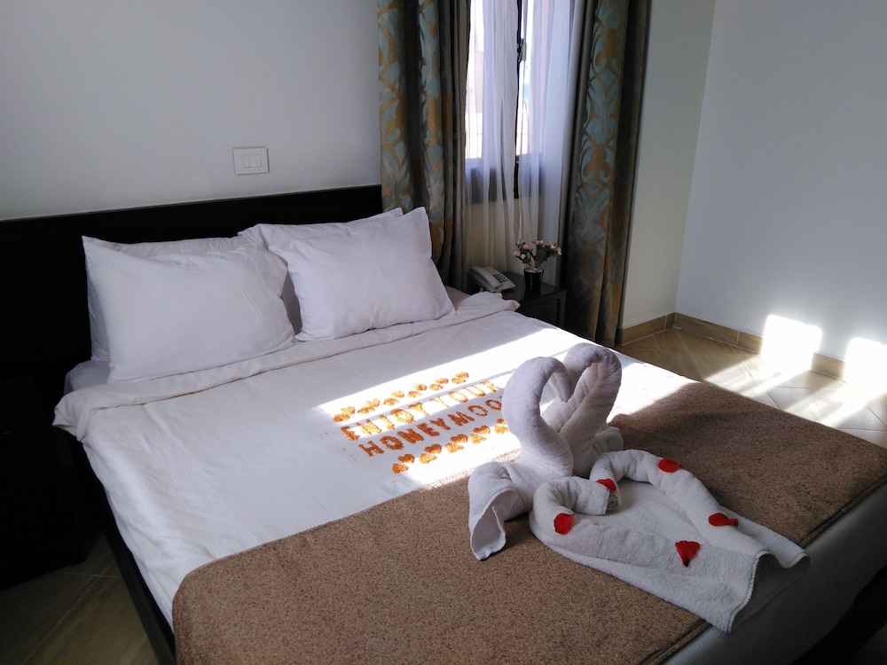 rohanou beach resort