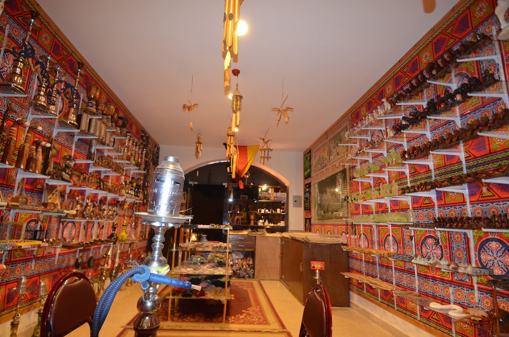 rohanou beach resort