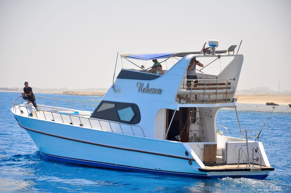 rohanou beach resort