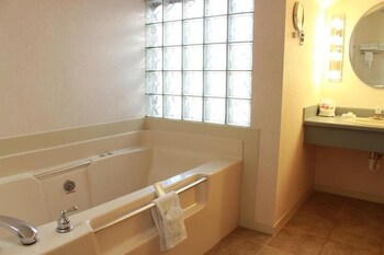 red arrow inn and suites
