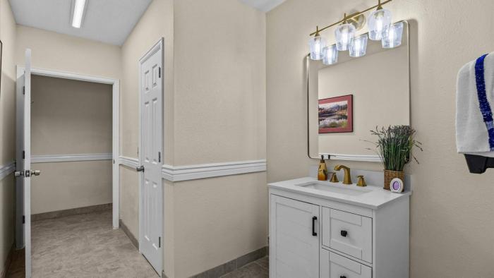 red arrow inn and suites