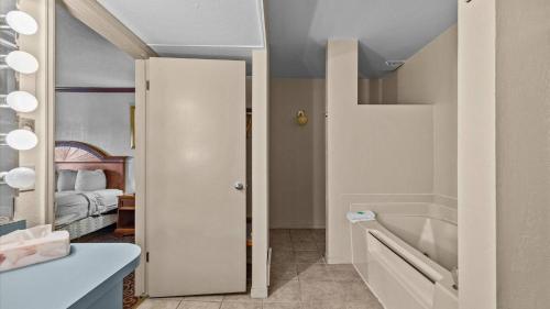 red arrow inn and suites