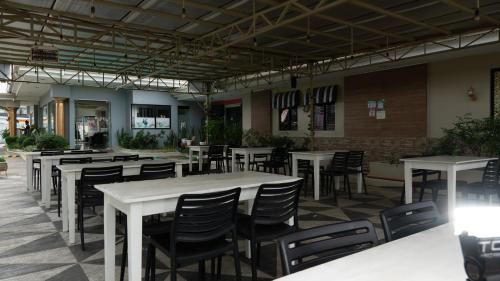 s and m hotel inc
