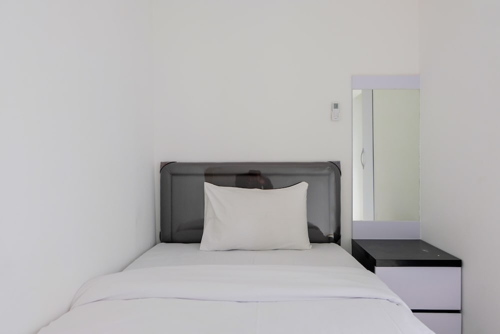 spacious 3br apartment at m town residence
