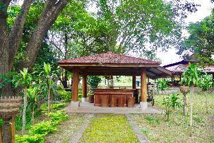 the creek garden resort huainamrin resort