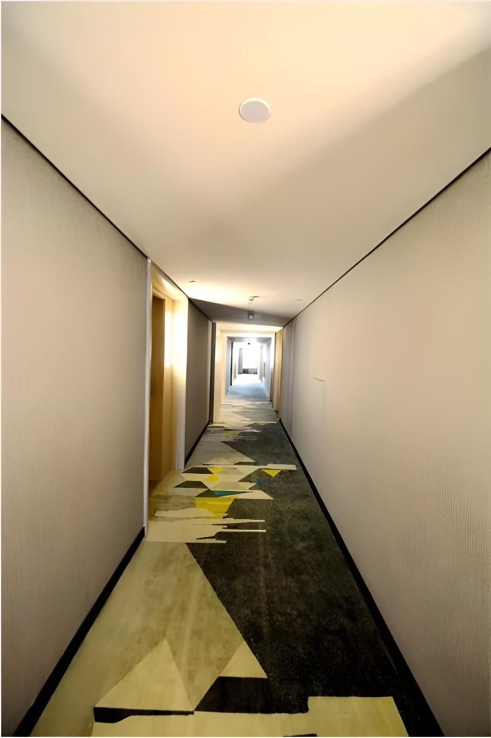 echarm hotel beihai railway station