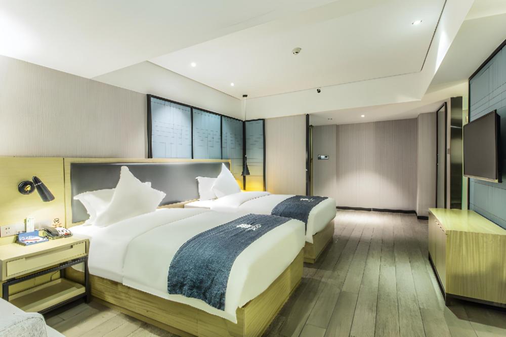 echarm hotel beihai railway station