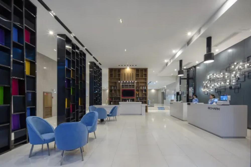 echarm hotel beihai railway station