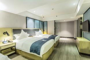 echarm hotel beihai railway station