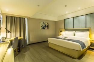 echarm hotel beihai railway station