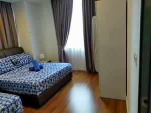 summer suites studios