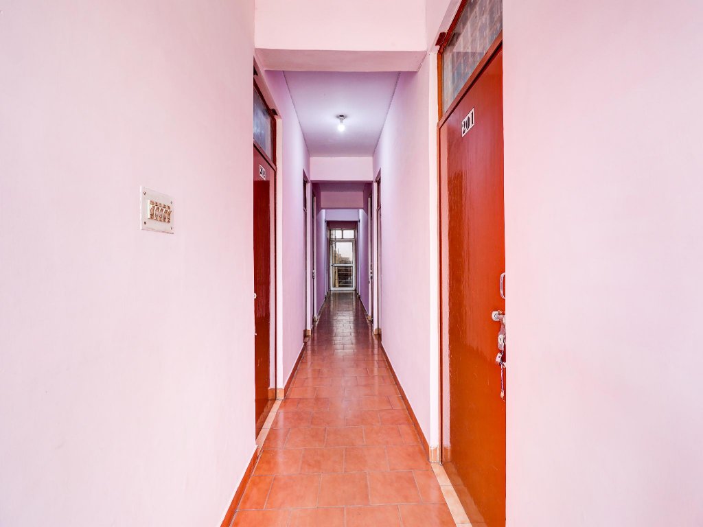 Spot On 40914 Metro Club & Guest House,India>>Lucknow,3 star