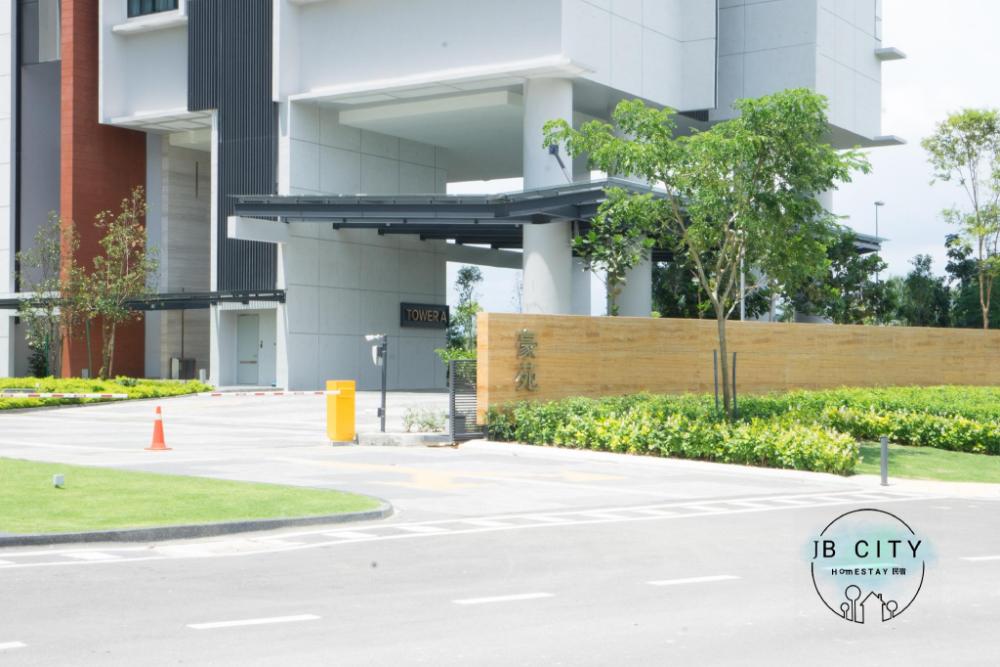 grand medini suites by jbcity home
