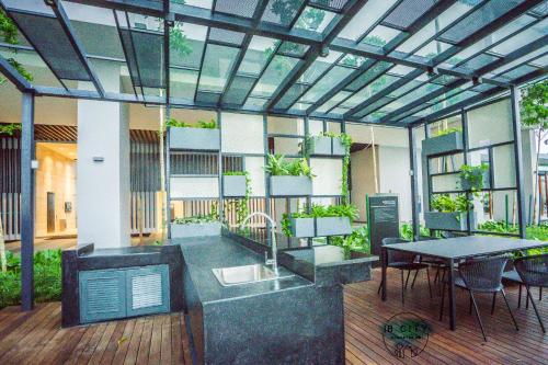 grand medini suites by jbcity home
