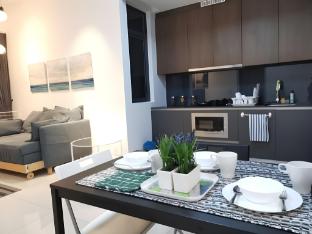 grand medini suites by jbcity home