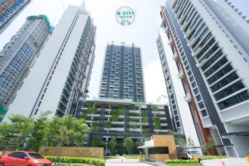 grand medini suites by jbcity home