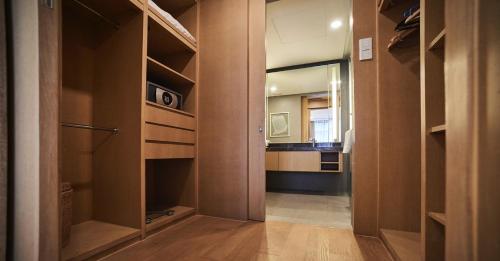 188 suites by namastay